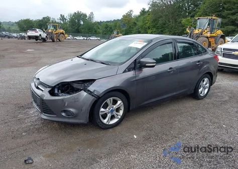 2014 Ford Focus Se z USA, uszkodzony, nr VIN 1FADP3F24EL234970
